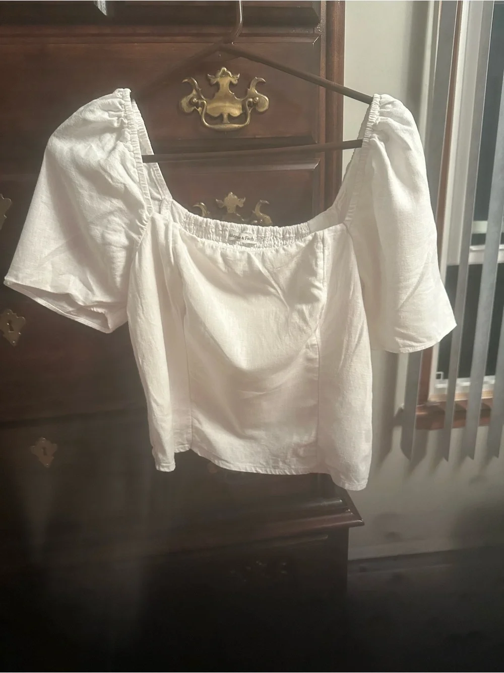Abercrombie & Fitch White Square-Neck Puff Sleeve Top